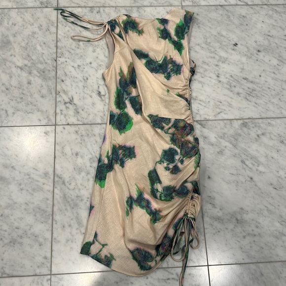 Zara dress - Picture 1 of 2